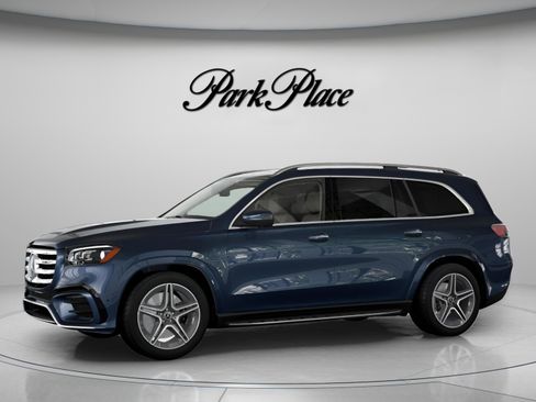 New 2026 Mercedes-Benz GLS 450 4MATIC image 6