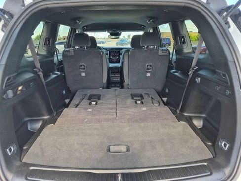 Used 2024 Jeep Grand Cherokee L Laredo AWD/4WD image 20