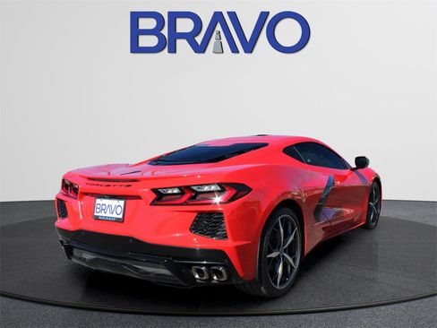 Used 2021 Chevrolet Corvette Stingray image 5