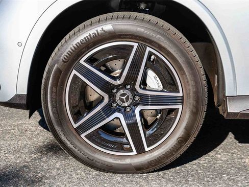 Certified 2025 Mercedes-Benz GLC 350e 4MATIC image 9