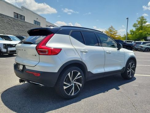Used 2020 Volvo XC40 T5 R-Design AWD/4WD image 4