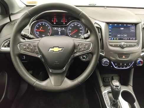 Used 2019 Chevrolet Cruze LT w/ Convenience Package FWD image 22