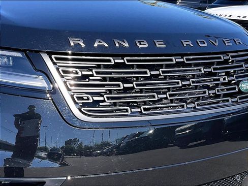 Used 2026 Land Rover Range Rover Velar Dynamic SE AWD/4WD image 32