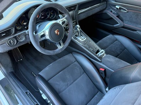 Used 2014 Porsche 911 GT3 image 12