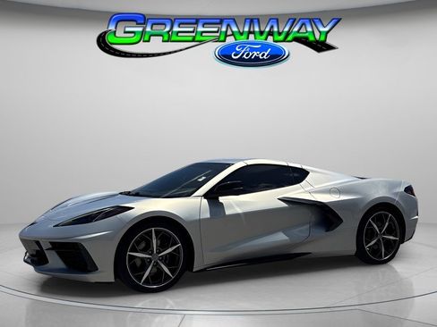 Used 2022 Chevrolet Corvette Stingray Coupe w/ 1LT RWD image 1