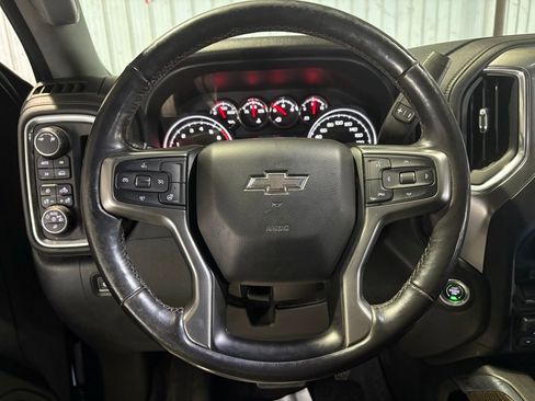 Used 2019 Chevrolet Silverado 1500 RST image 23