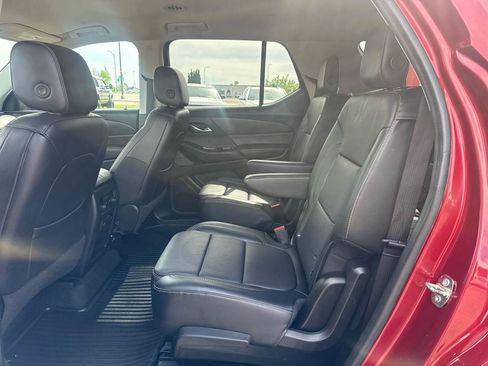 Used 2018 Chevrolet Traverse RS FWD image 22