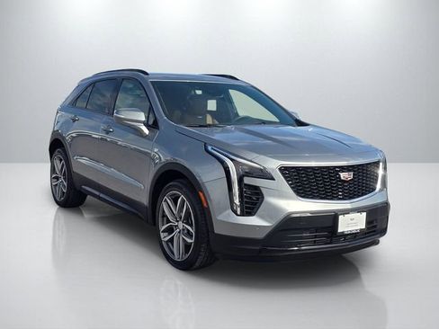 Used 2023 Cadillac XT4 Sport FWD image 4