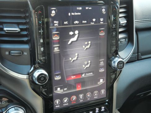 Used 2019 RAM 1500 Laramie image 22