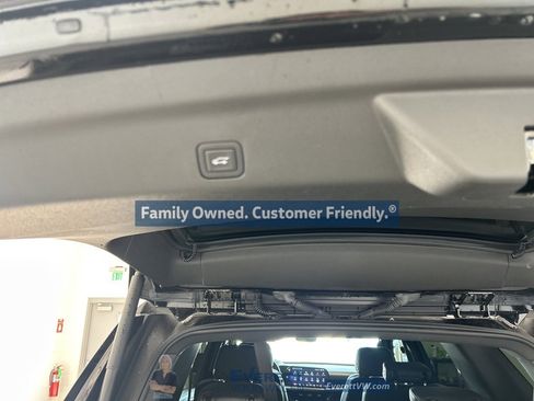 Used 2025 Chevrolet Tahoe Z71 w/ Z71 Off-Road Package image 40