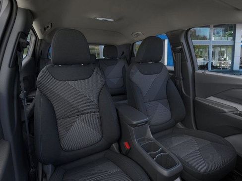 Used 2027 Chevrolet Bolt LT w/ Comfort Package FWD image 16
