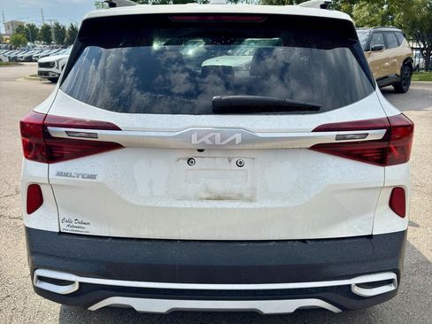 Certified 2023 Kia Seltos SX w/ SX Sunroof Package AWD/4WD image 4