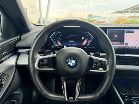Used 2026 BMW 530i xDrive image 14