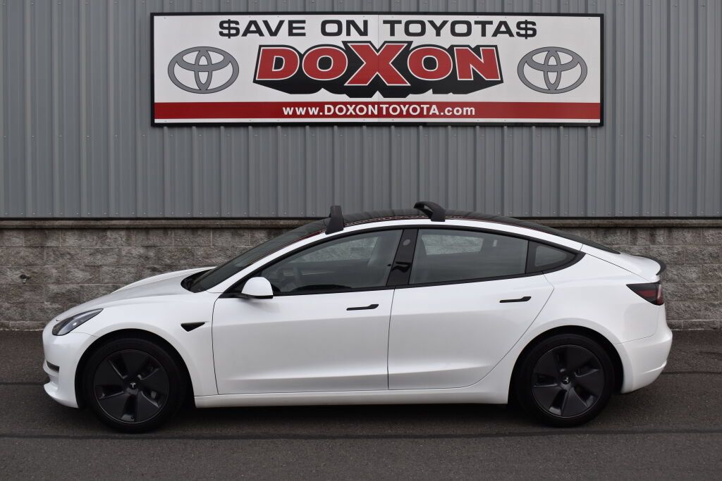 Used 2021 Tesla Model 3 Long Range AWD/4WD image 4