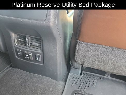 Used 2018 Nissan Titan Platinum Reserve w/ Platinum Utility Package AWD/4WD image 11