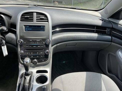 Used 2014 Chevrolet Malibu LS w/ Protection Package FWD image 11