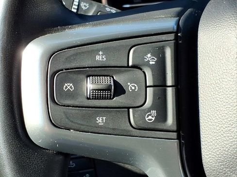 Used 2023 Chevrolet Silverado 1500 LT AWD/4WD image 24