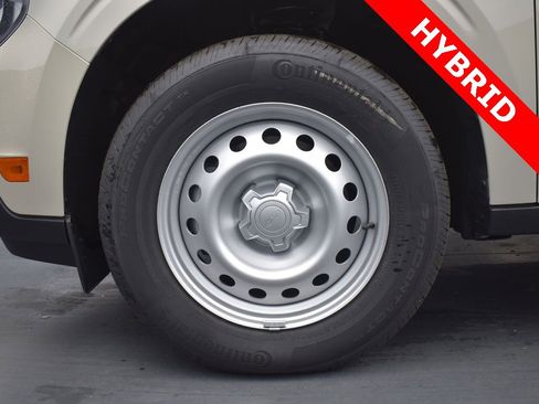 New 2025 Ford Maverick XL image 8