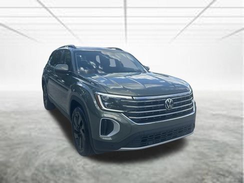 New 2026 Volkswagen Atlas SE FWD image 7