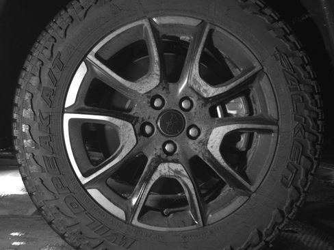 Used 2025 Jeep Compass Trailhawk AWD/4WD image 18