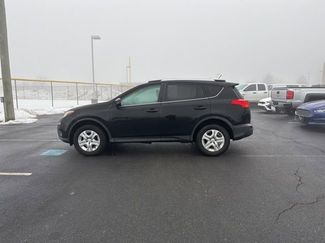 Used 2015 Toyota RAV4 LE w/ Four Season Floor Mat Package video 2