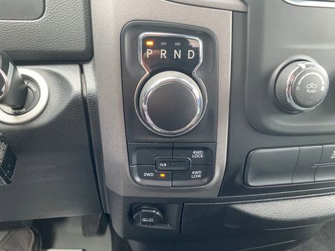 Used 2017 RAM 1500 Express AWD/4WD image 15
