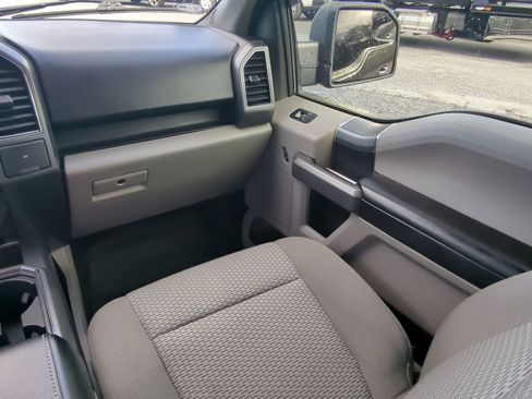 Certified 2017 Ford F150 XLT w/ Equipment Group 301A Mid image 15