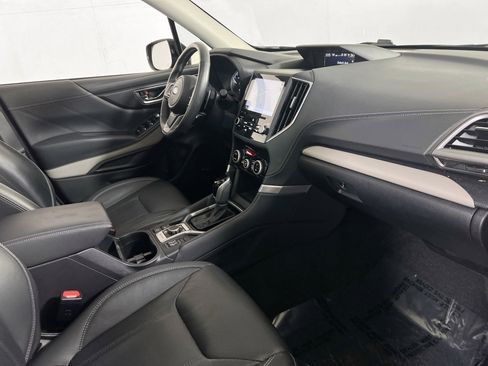 Used 2023 Subaru Forester Limited image 30