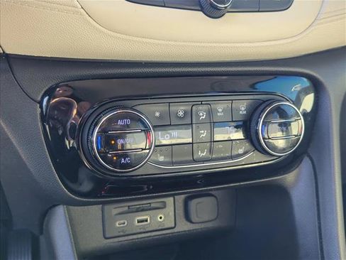 Used 2020 Buick Encore GX Essence w/ Advanced Technology Package FWD image 16