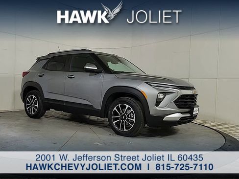 Used 2025 Chevrolet TrailBlazer LT AWD/4WD image 1