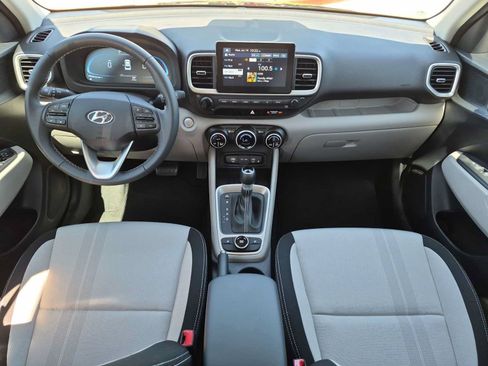 New 2026 Hyundai Venue SEL FWD image 15