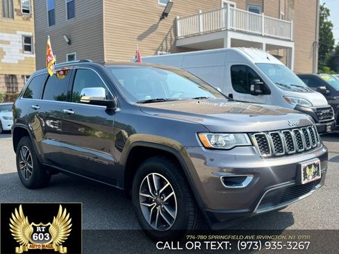 Used 2019 Jeep Grand Cherokee Limited AWD/4WD image 3
