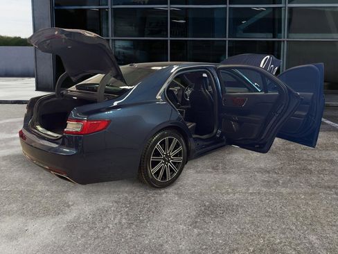 Used 2017 Lincoln Continental Reserve w/ Technology Package AWD/4WD image 12