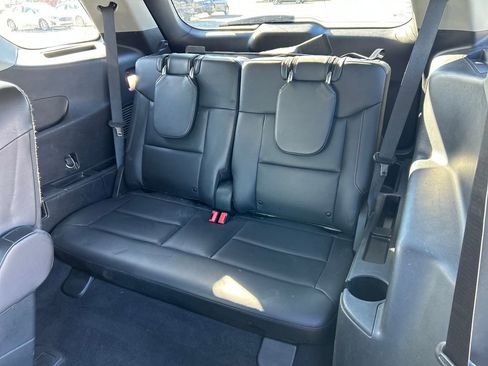 Used 2022 Ford Explorer XLT w/ Equipment Group 202A image 29