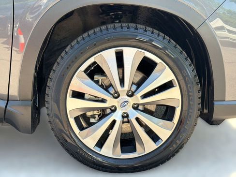 Used 2022 Subaru Ascent Touring AWD/4WD image 12
