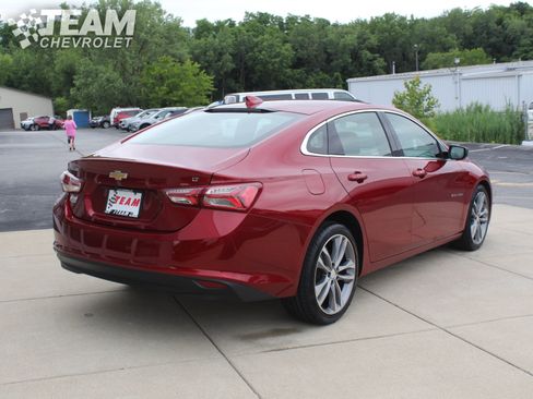 Used 2023 Chevrolet Malibu LT FWD image 4