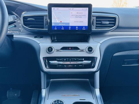 Used 2023 Ford Explorer XLT w/ Equipment Group 202A image 21