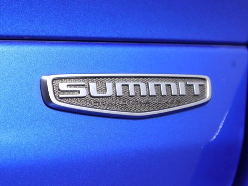 Used 2023 Jeep Grand Cherokee Summit AWD/4WD image 48