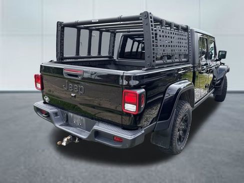 Used 2023 Jeep Gladiator Sport AWD/4WD image 4