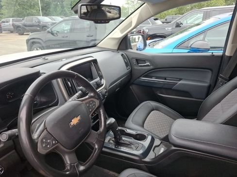 Used 2019 Chevrolet Colorado Z71 AWD/4WD image 11