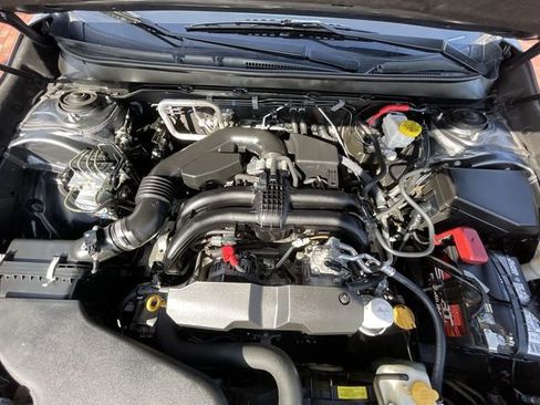 Used 2019 Subaru Outback 2.5i AWD/4WD image 22