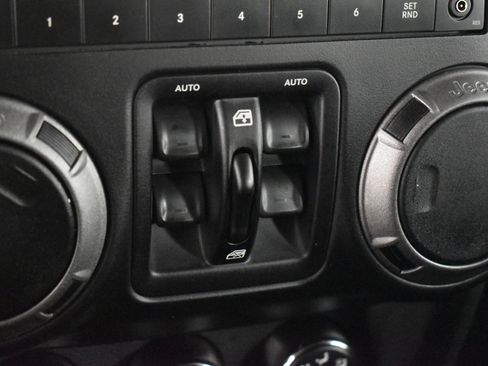 Used 2017 Jeep Wrangler Unlimited Sport w/ Quick Order Package 24S image 30