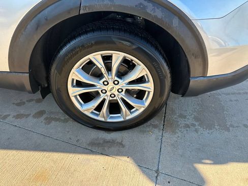 Used 2020 Ford Explorer Limited RWD image 8
