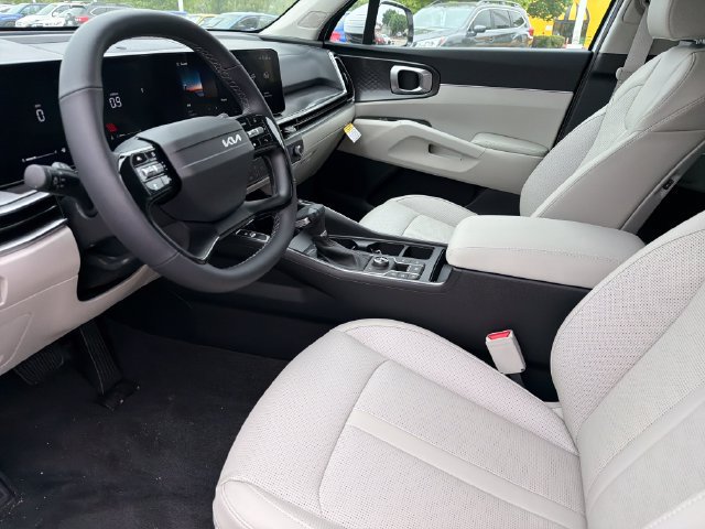 Used 2026 Kia Sorento S AWD/4WD image 16