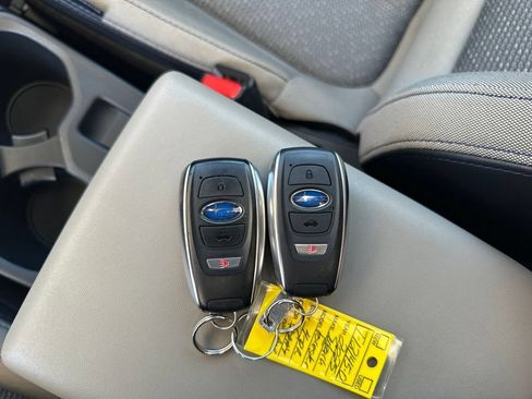 Used 2025 Subaru Forester Premium AWD/4WD image 35