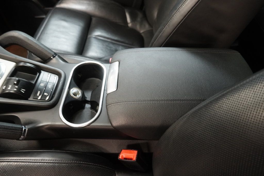 Used 2012 Porsche Cayenne AWD/4WD image 23
