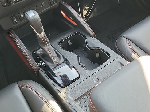 New 2025 Nissan Frontier PRO-4X w/ Pro Premium Package image 10