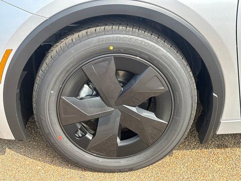 New 2026 Toyota Prius LE image 23