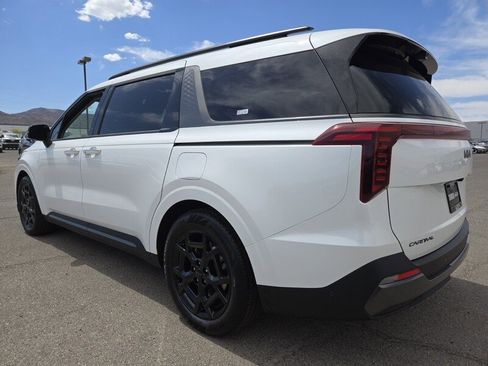 New 2025 Kia Carnival SX Prestige image 4