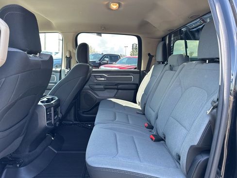 Used 2020 RAM 1500 Big Horn AWD/4WD image 8